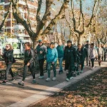 Caminata, controles médicos y música este sábado en Plaza España