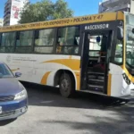 Colectivo atropella a joven en avenida Independencia y Luro: pasajeros doloridos y caos de tránsito