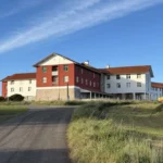 Adorni confirmó la concesión de los hoteles de Chapadmalal