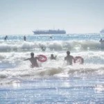 Informaron el horario de los guardavidas durante marzo en las playas de Mar del Plata