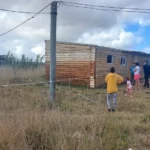 Vivir en una casilla con cinco hijos: el duro testimonio de Johanna en el barrio José Hernández