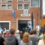 Emotivo homenaje en barrio El Martillo: la Escuela N° 58 ya lleva el nombre “Tripulantes del Repunte”