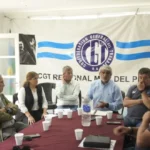 Ministro Correa se reunió con gremios del puerto en Mar del Plata