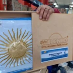 Banderas para escuelas: Orfei promueve acción solidaria con participación del comercio local