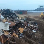 Feriantes repudian el desalojo en la Bristol y denuncian que 300 familias quedaron sin trabajo