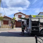 Incendio en una vivienda con habitaciones en alquiler: un hombre sufrió quemaduras en el 60% del cuerpo