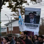Críticas a dirigentes políticos durante la marcha universitaria
