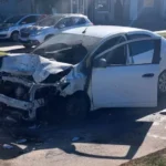 Triple choque en Champagnat y Bolívar: un auto se incendió parcialmente y generó un caos de tránsito