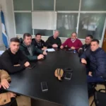 Conflicto del transporte: la empresa gestionará un crédito y los colectivos volverían el lunes