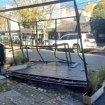 Misterio por un deck destrozado en San Lorenzo y Güemes