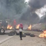 Vecinos de Monte Terrabusi cortaron el Camino Viejo a Miramar para pedir por red de agua potable