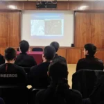 Bomberos voluntarios de Sierra de los Padres se capacitaron en meteorología en la Base Naval